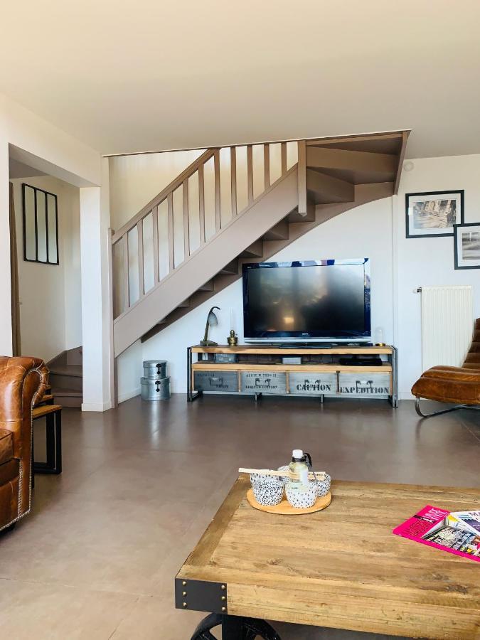 Bed And Breakfast Luxe La Defense U-Arena Courbevoie Bagian luar foto